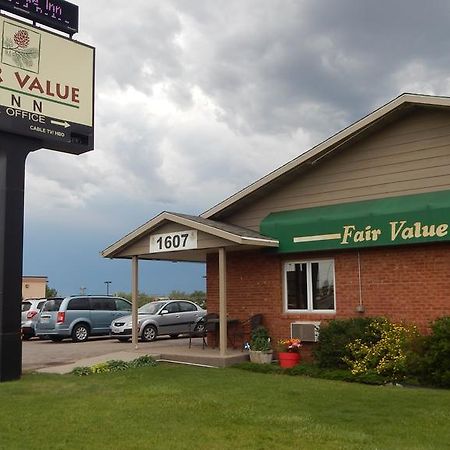 Fair Value Inn - Rapid City Exterior photo