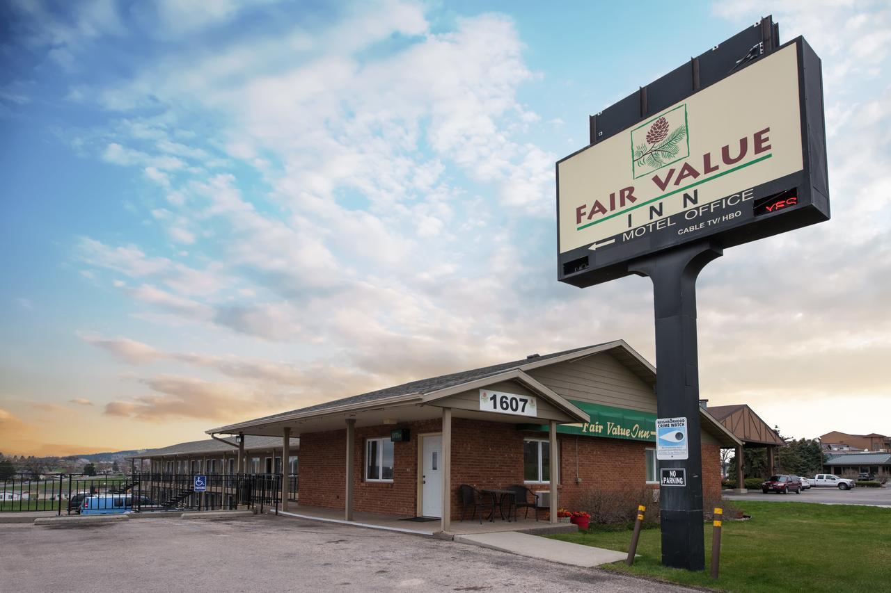 Fair Value Inn - Rapid City Exterior photo