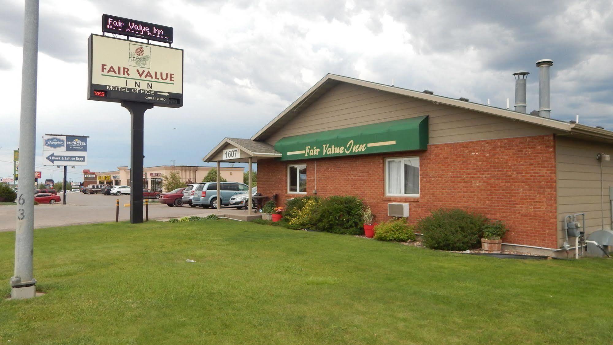 Fair Value Inn - Rapid City Exterior photo